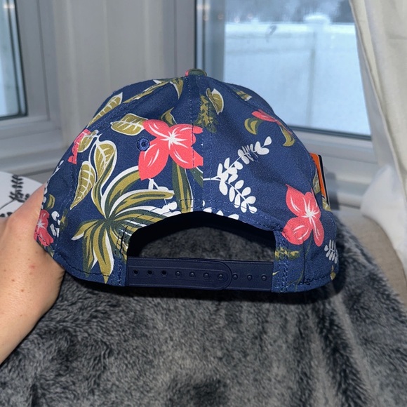 TPC Scottsdale Floral Snapback Hats - Picture 8 of 14